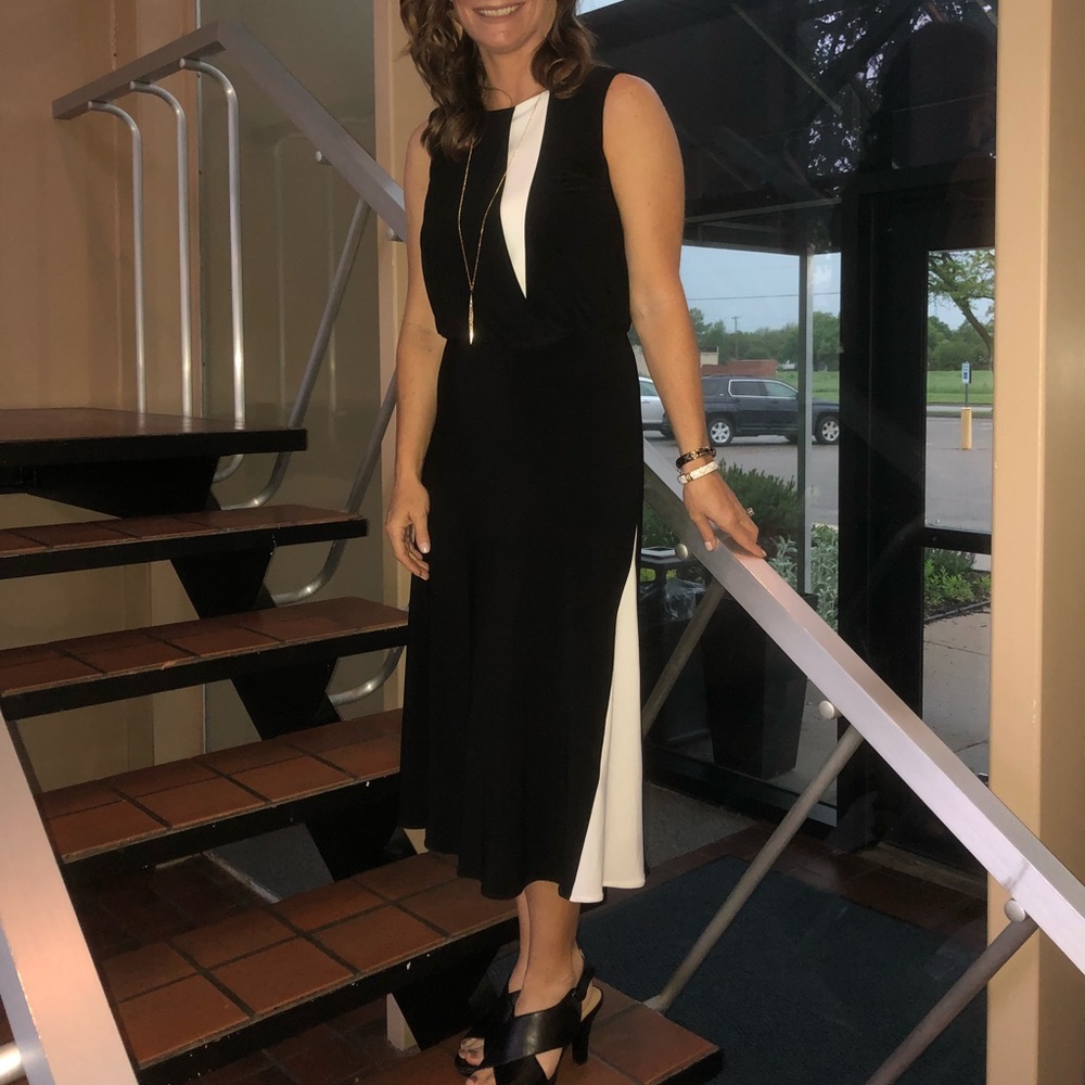 Color Block Midi Dress - Picture 2 of 6